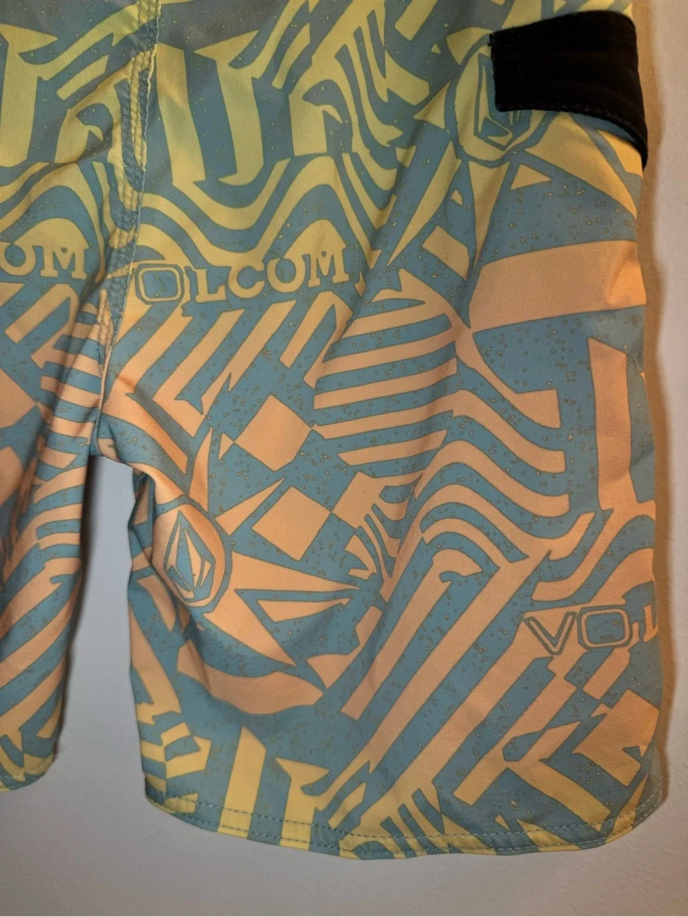 Volcom lightweight boys